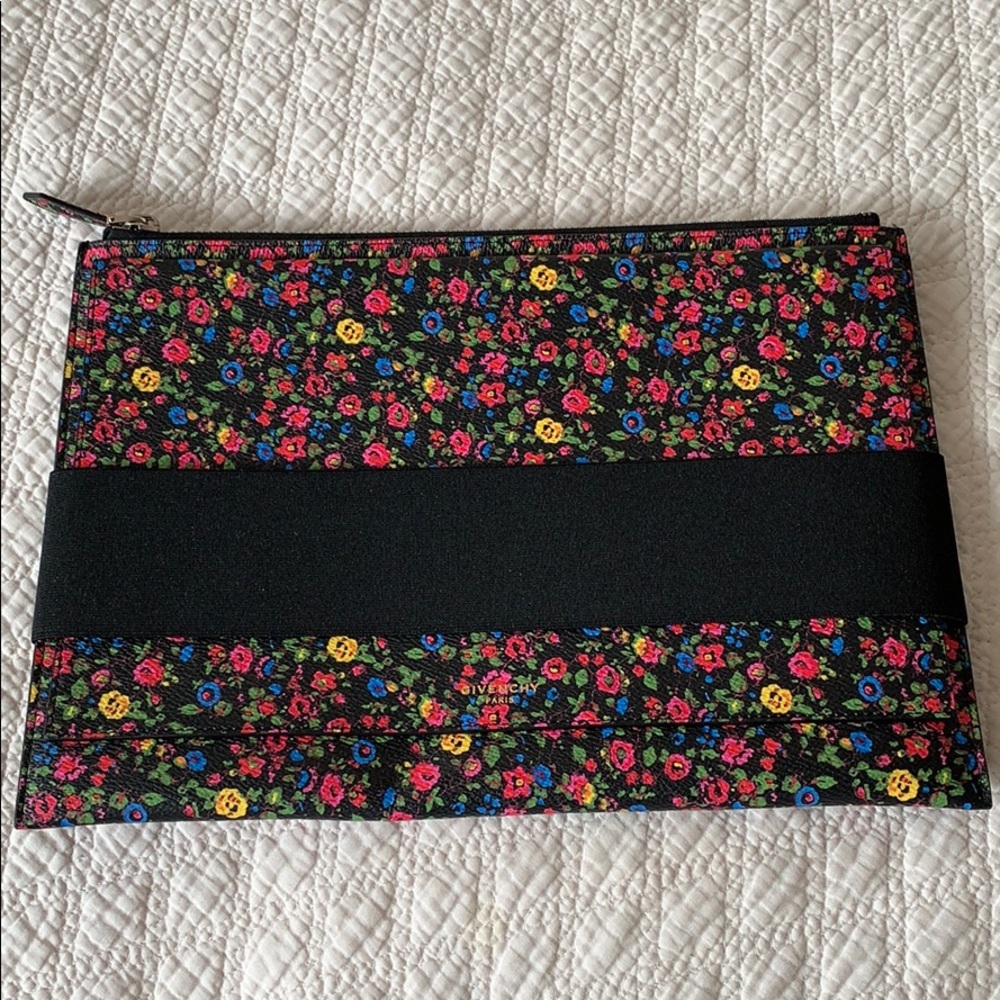 Givenchy Pouch